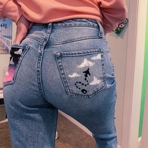 (painted back pockets) distressed skinny jeans